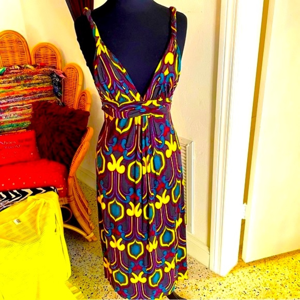 T Bags NEW Long knit twisted strap Gray & Yellow Print Maxi Dress!